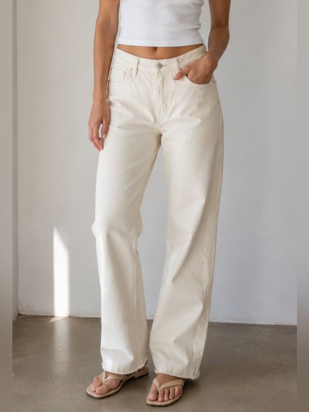 Zara High Rise Jeans 28x29